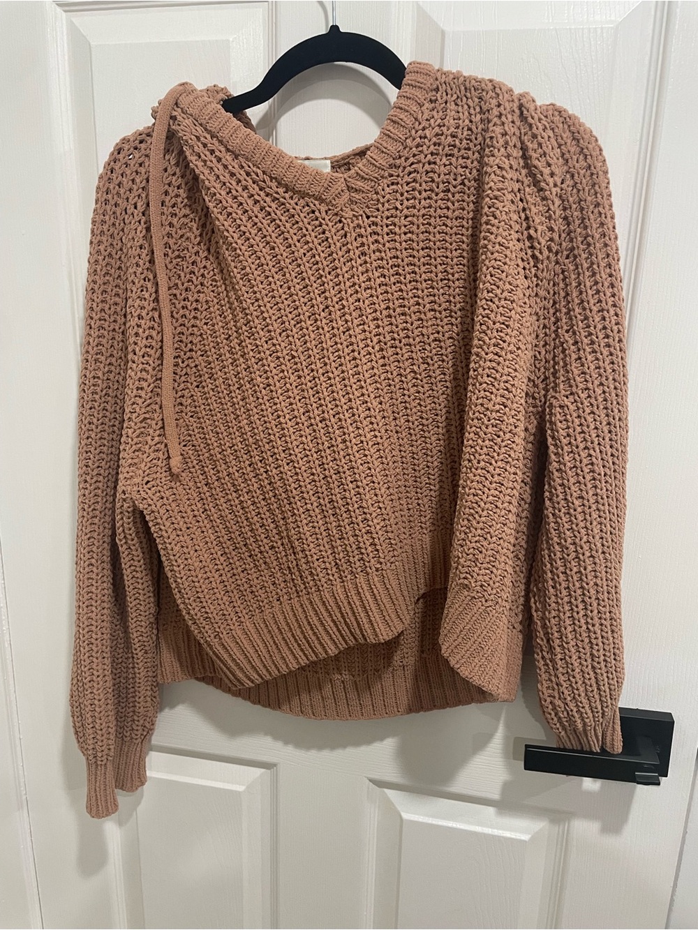 Aerie dusty rose knit slightly cropped hoodie size small